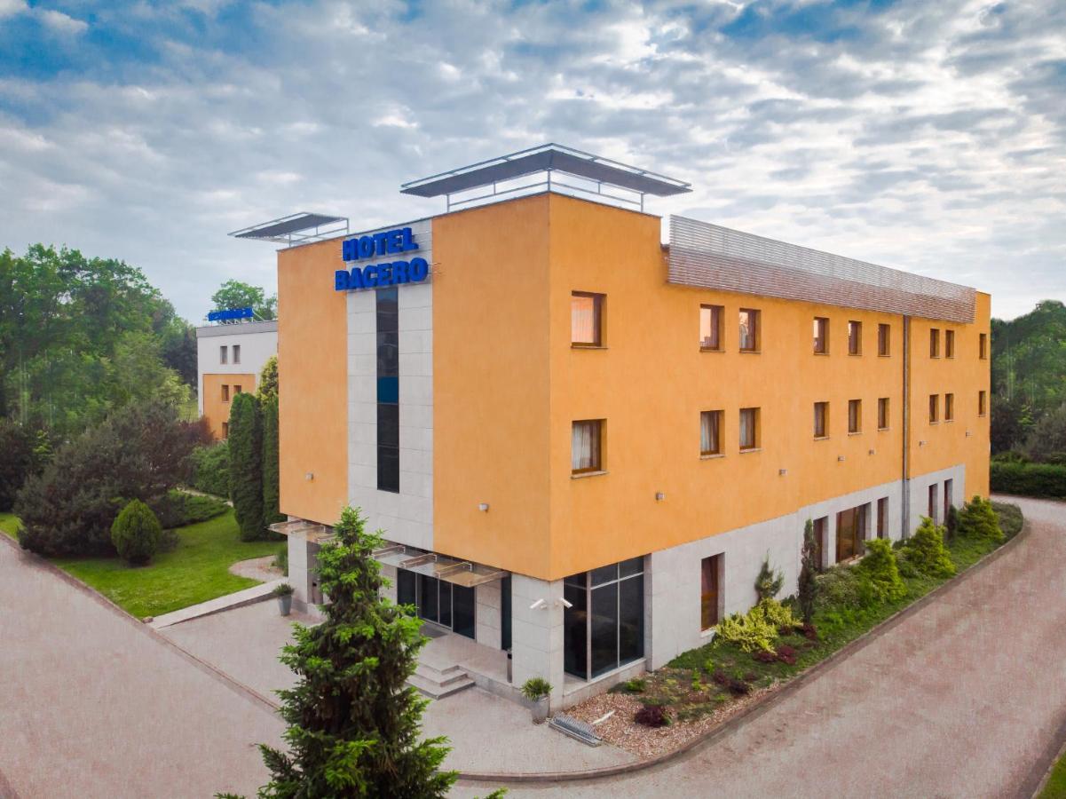 Premium Hotel Bacero Wroclaw Exterior photo
